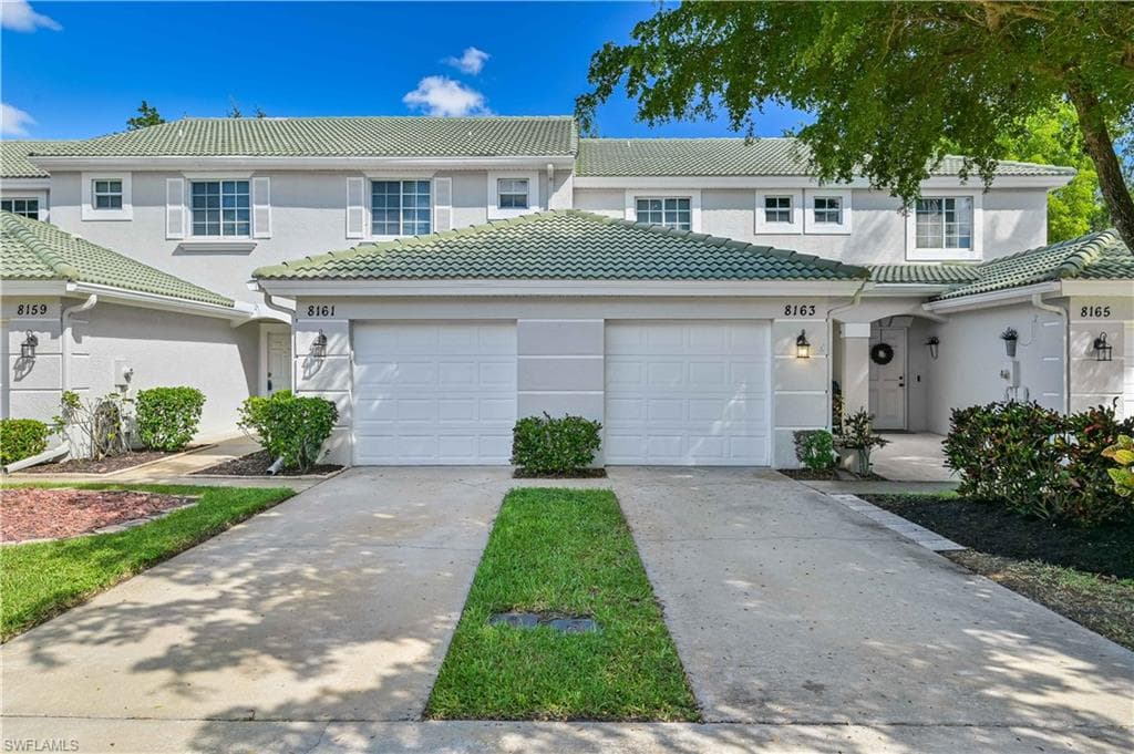 8163 Pacific Beach DR FORT MYERS, FL 33966