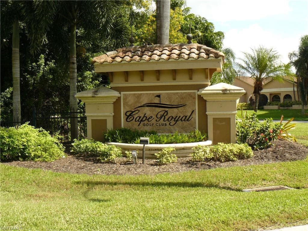 11942 Royal Tee CIR CAPE CORAL, FL 33991