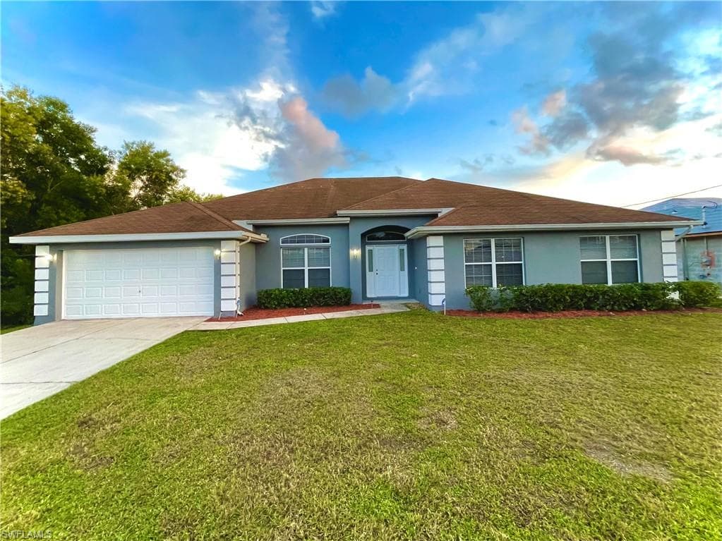 3111 15th ST SW LEHIGH ACRES, FL 33976