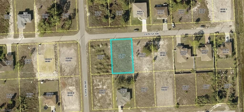 2911 19th ST SW LEHIGH ACRES, FL 33976
