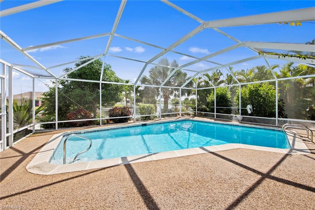 605 SE 4th PL CAPE CORAL, FL 33990