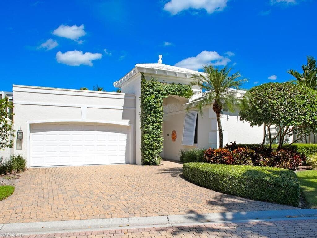 7861 Cocobay DR 4 NAPLES, FL 34108