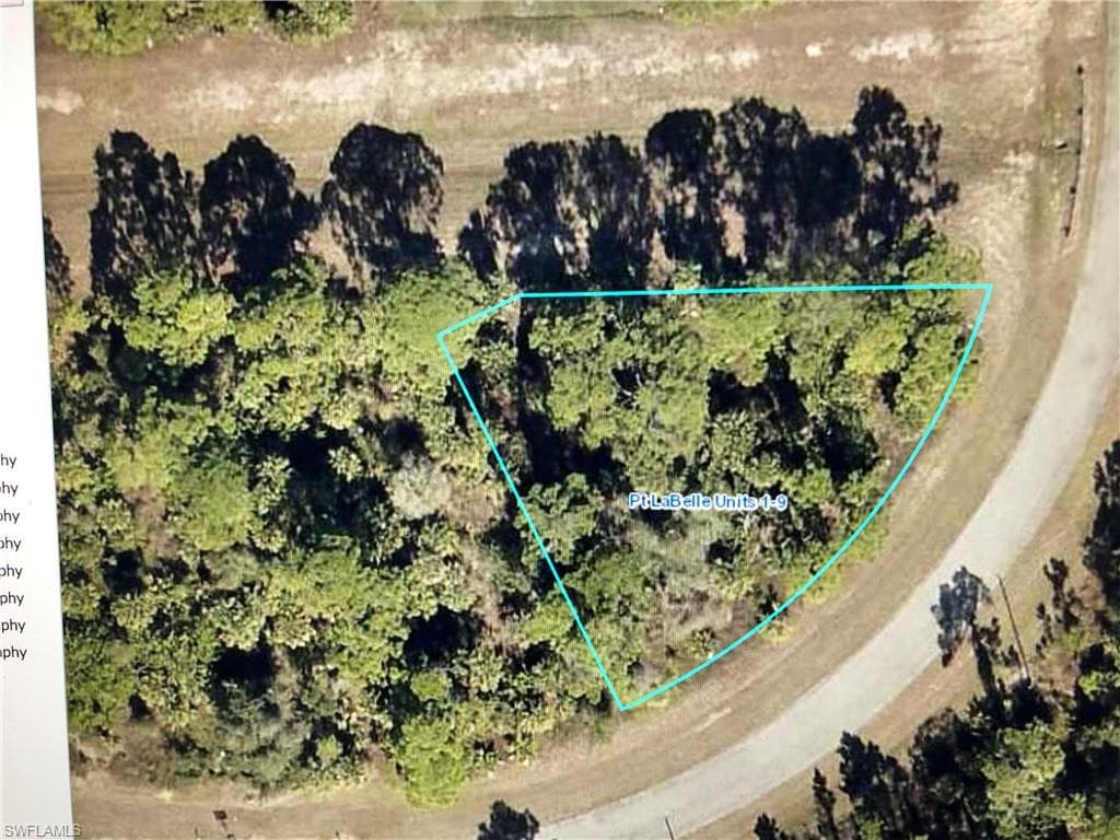 5044 NE Tradewinds CIR LABELLE, FL 33935