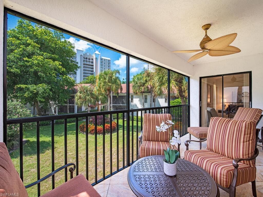 549 Serendipity DR 549 NAPLES, FL 34108