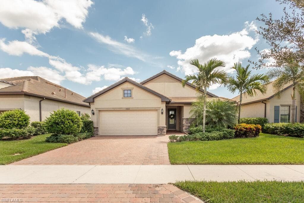 7460 Blackberry DR NAPLES, FL 34114