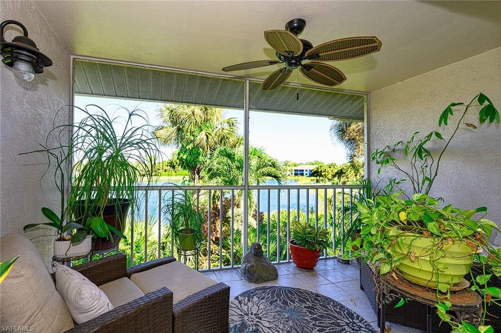 121 Gabriel CIR 1-108 NAPLES, FL 34104