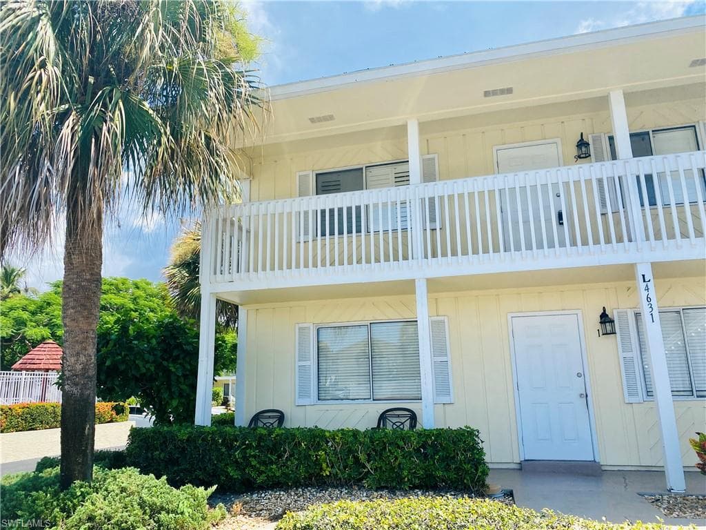4631 Bayshore DR L5 NAPLES, FL 34112