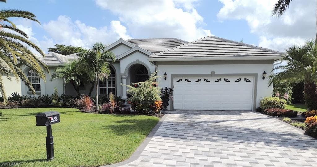 2255 Berkley WAY LEHIGH ACRES, FL 33973
