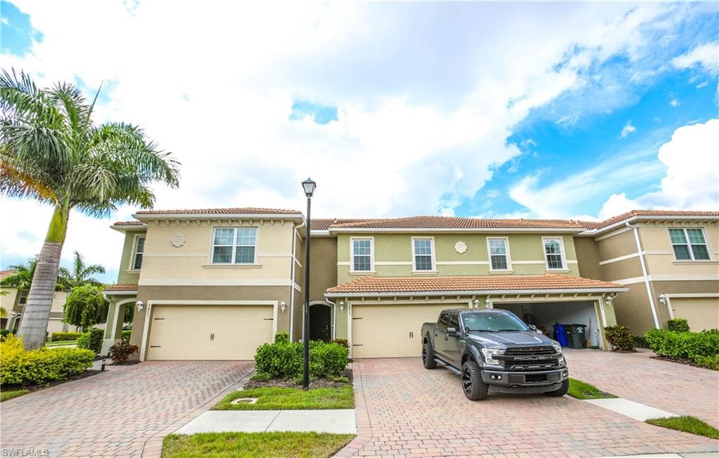 3875 Tilbor CIR FORT MYERS, FL 33916