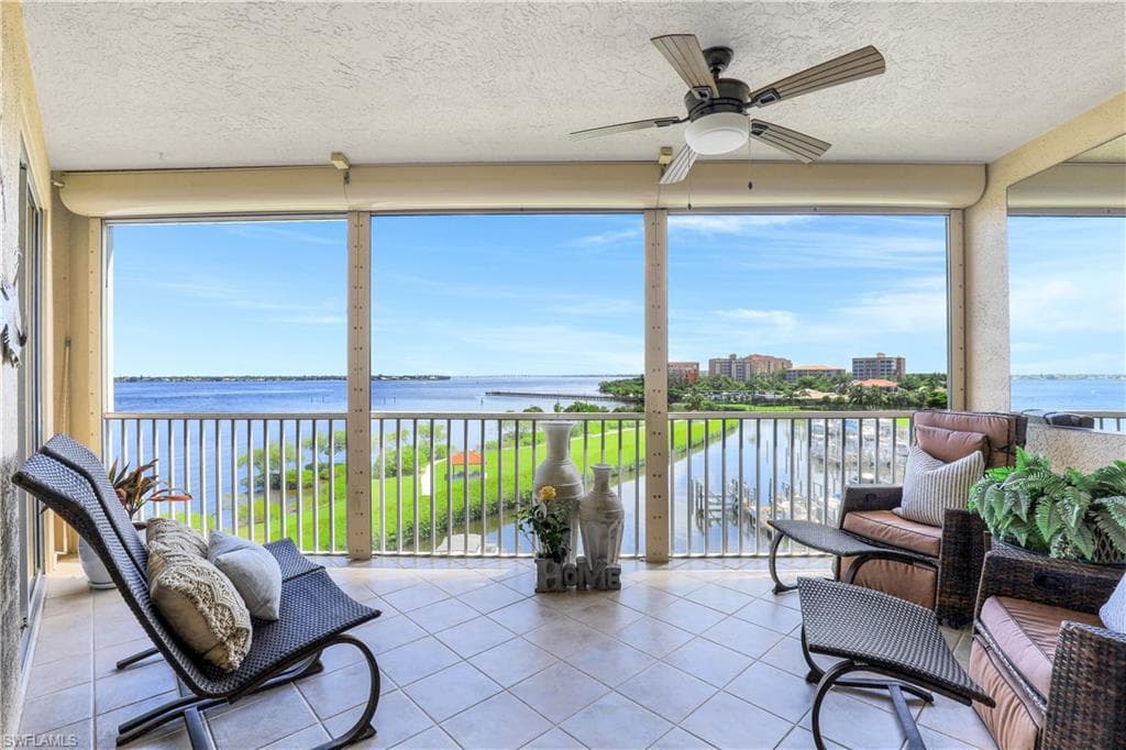 15220 Portside DR 402 FORT MYERS, FL 33908