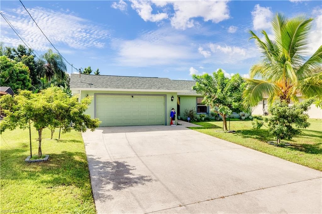 1724 SE 12th ST CAPE CORAL, FL 33990