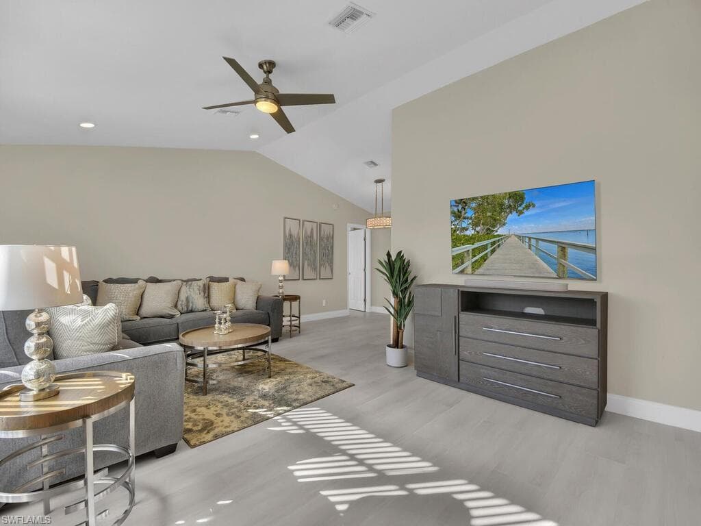 10287 St Patrick LN BONITA SPRINGS, FL 34135