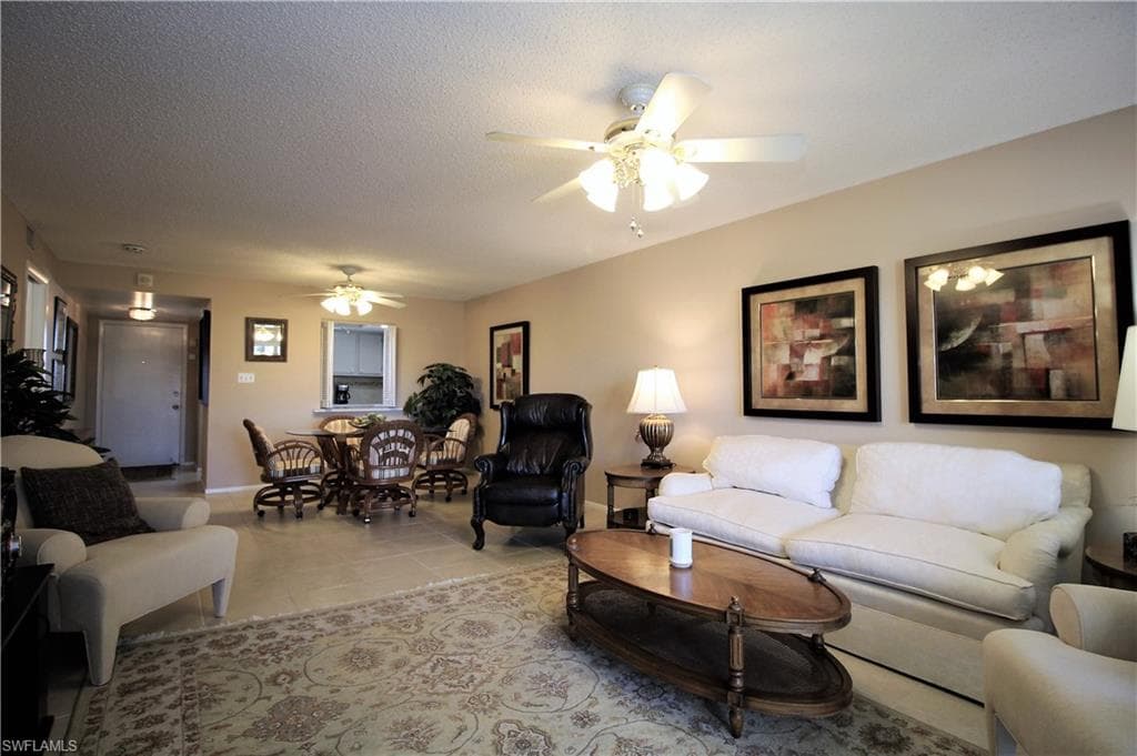 5435 Rattlesnake Hammock RD 204E NAPLES, FL 34113