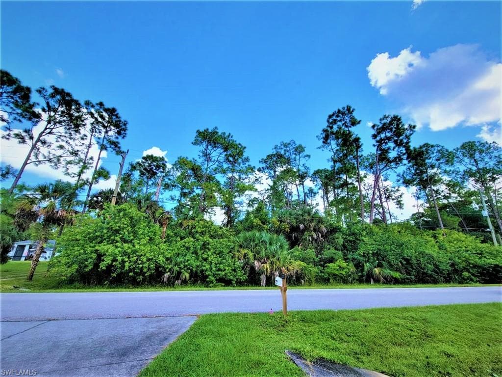 430 7th ST SW NAPLES, FL 34117