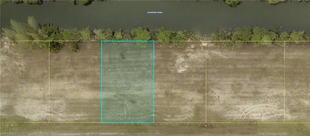 1423 NE 32nd LN CAPE CORAL, FL 33909