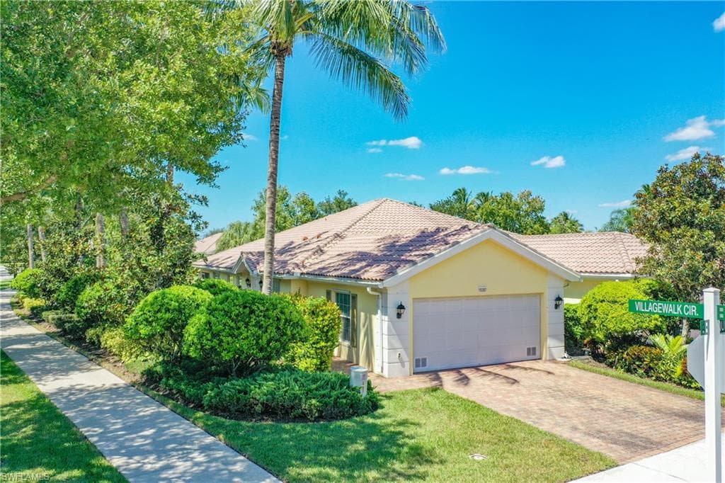 15350 Queen Angel WAY BONITA SPRINGS, FL 34135