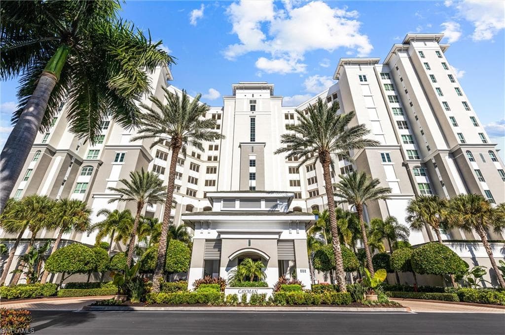 325 Dunes BLVD PH-5 NAPLES, FL 34110