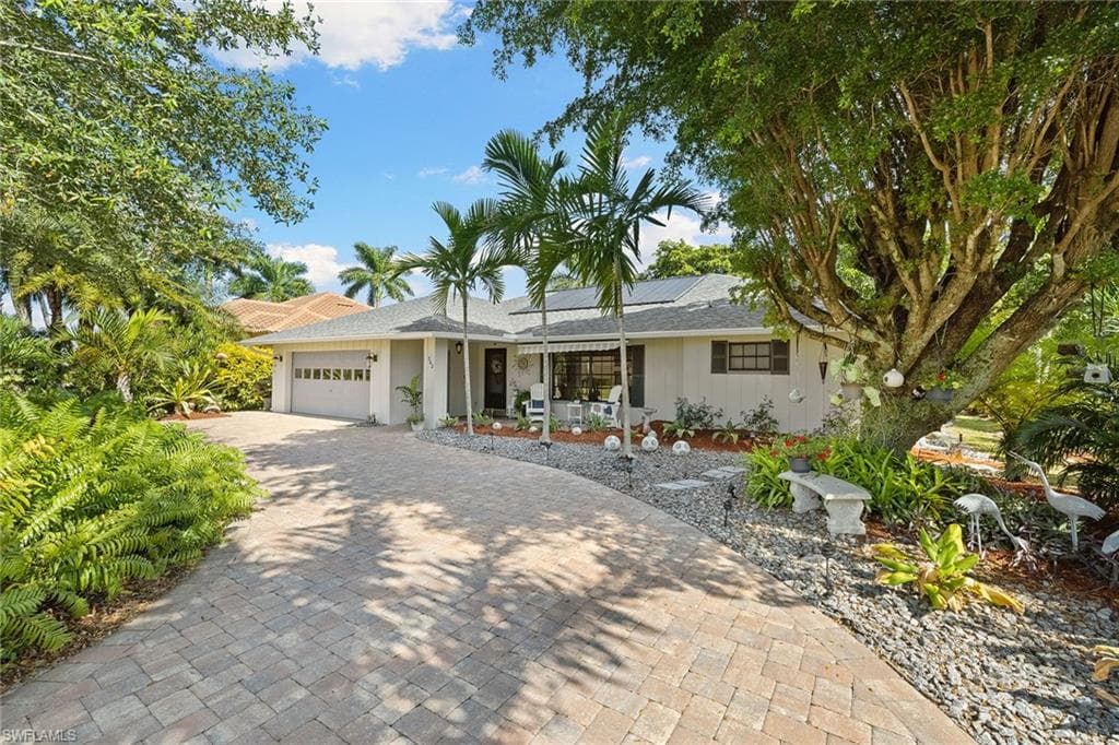243 Pebble Beach CIR NAPLES, FL 34113