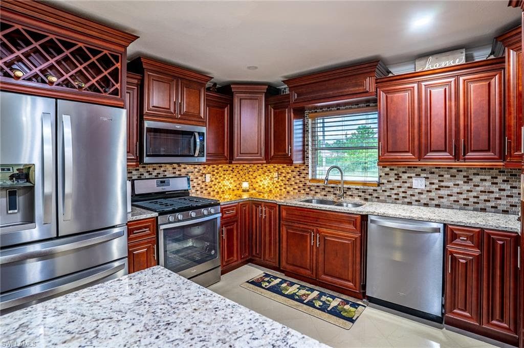 300 E 10th ST LEHIGH ACRES, FL 33972