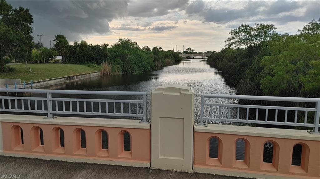 1625 23rd ST CAPE CORAL, FL 33909