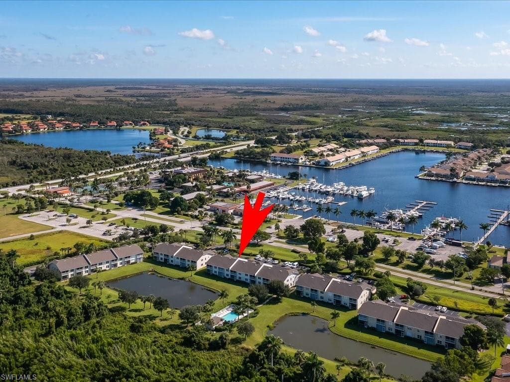 326 Newport DR 1704 NAPLES, FL 34114