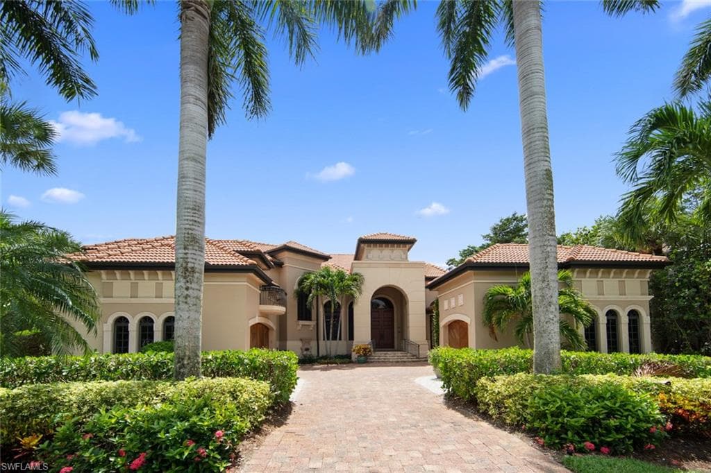 2391 Wulfert RD SANIBEL, FL 33957