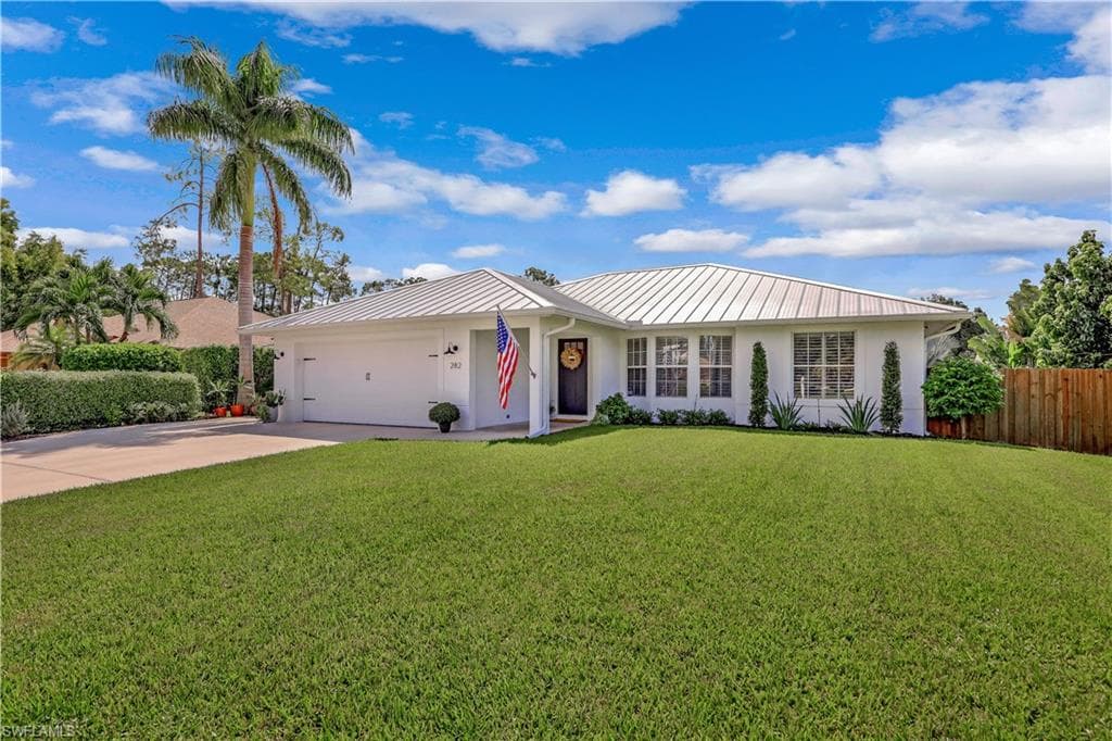 282 Madison DR NAPLES, FL 34110