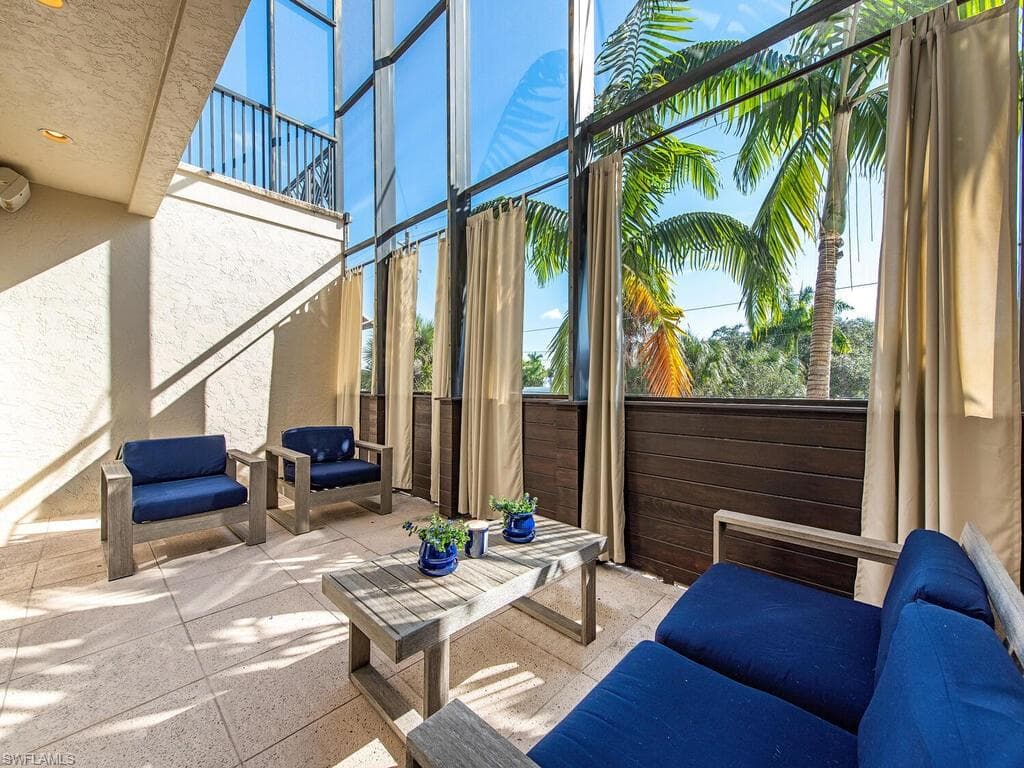 340 12th AVE S 6 NAPLES, FL 34102