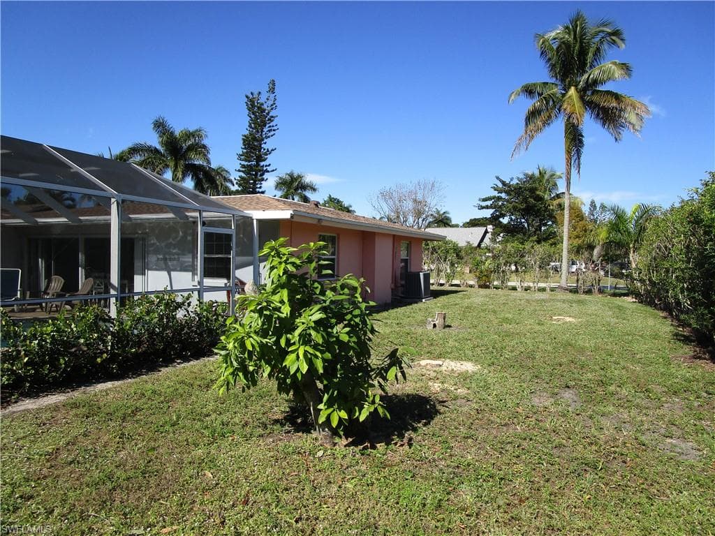 4690 Parrot AVE NAPLES, FL 34104