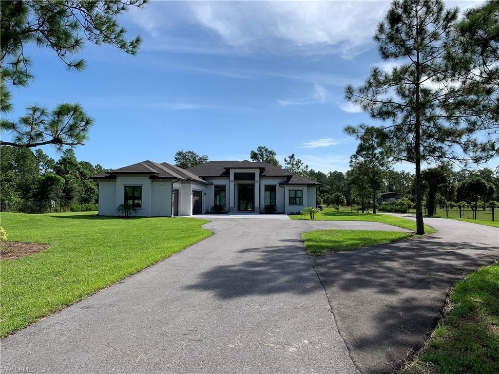 2714 2nd ST NE NAPLES, FL 34120