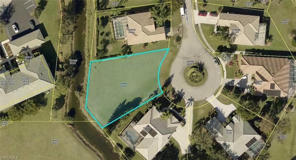 2208 Colefax CT LEHIGH ACRES, FL 33973