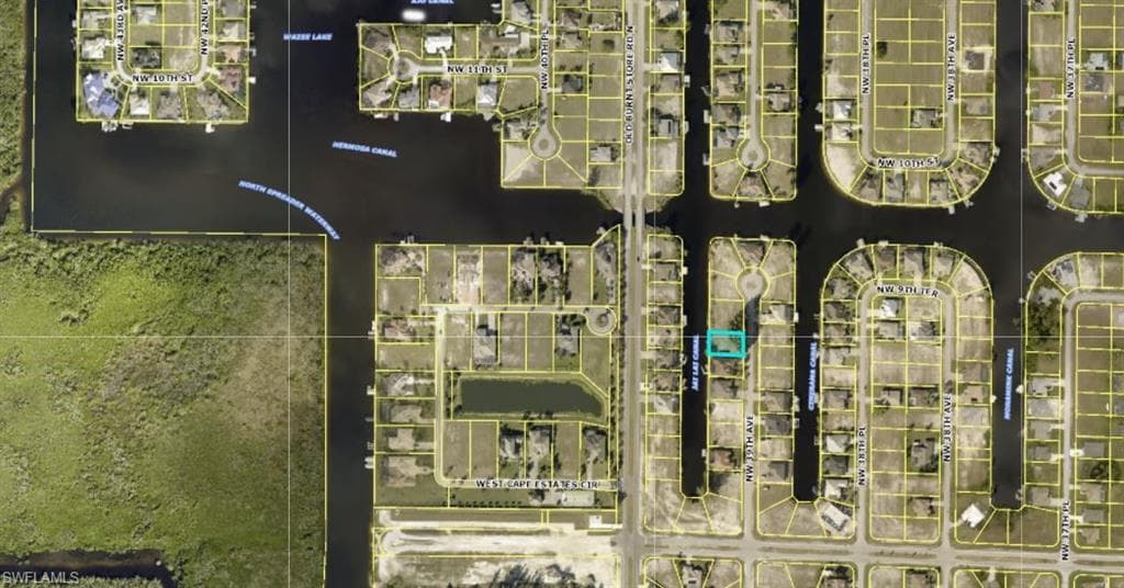 902 NW 39th AVE CAPE CORAL, FL 33993