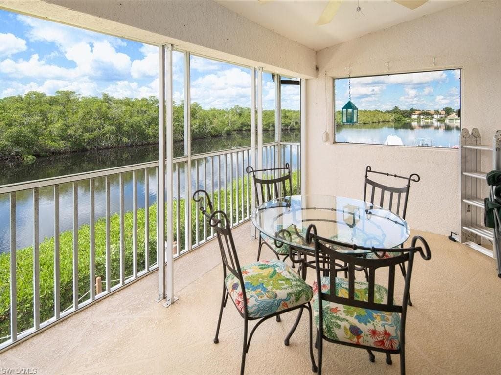 206 Newport DR 812 NAPLES, FL 34114