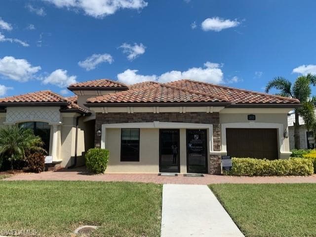 28123 Wicklow CT BONITA SPRINGS, FL 34135