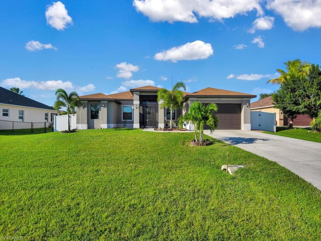 2105 SW 26th ST CAPE CORAL, FL 33914