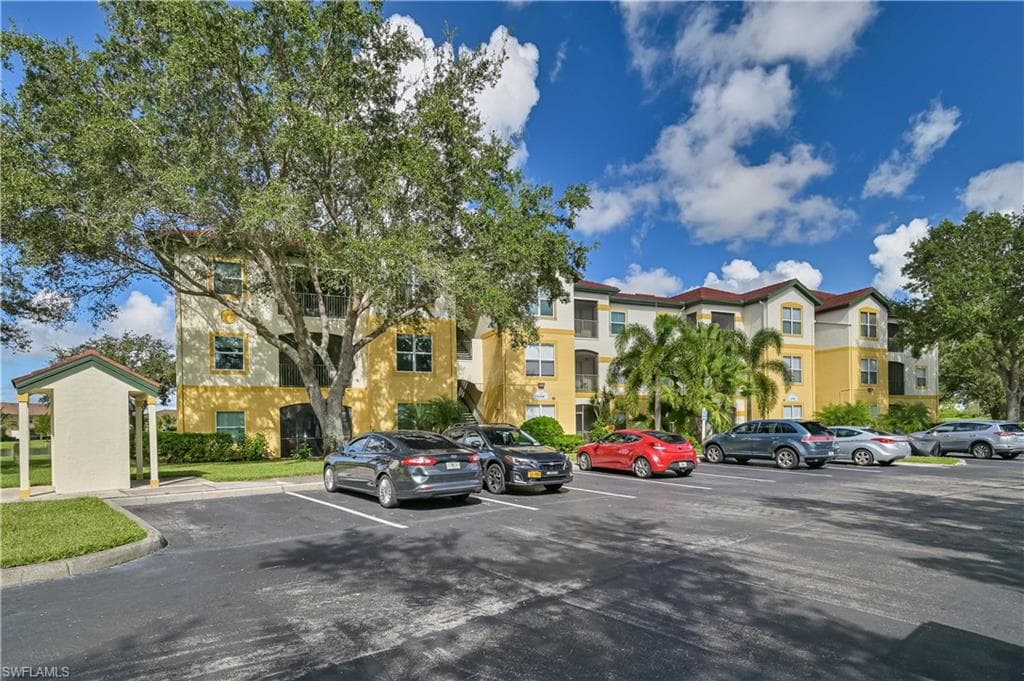 11530 Villa Grand 1103 FORT MYERS, FL 33913