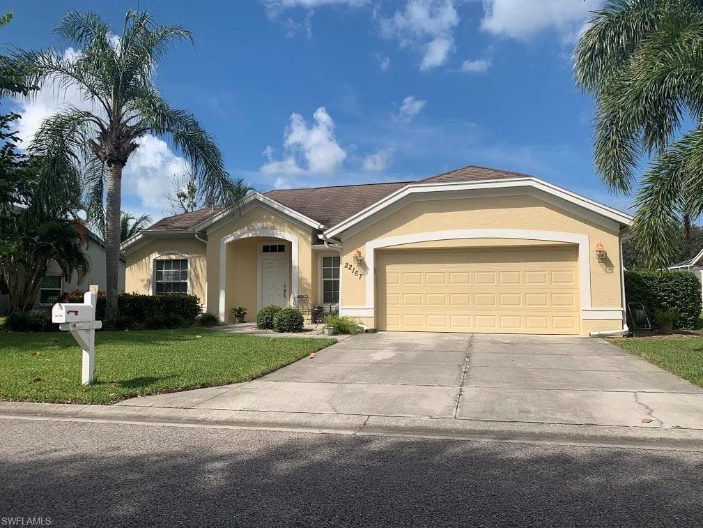 22167 Seashore CIR ESTERO, FL 33928