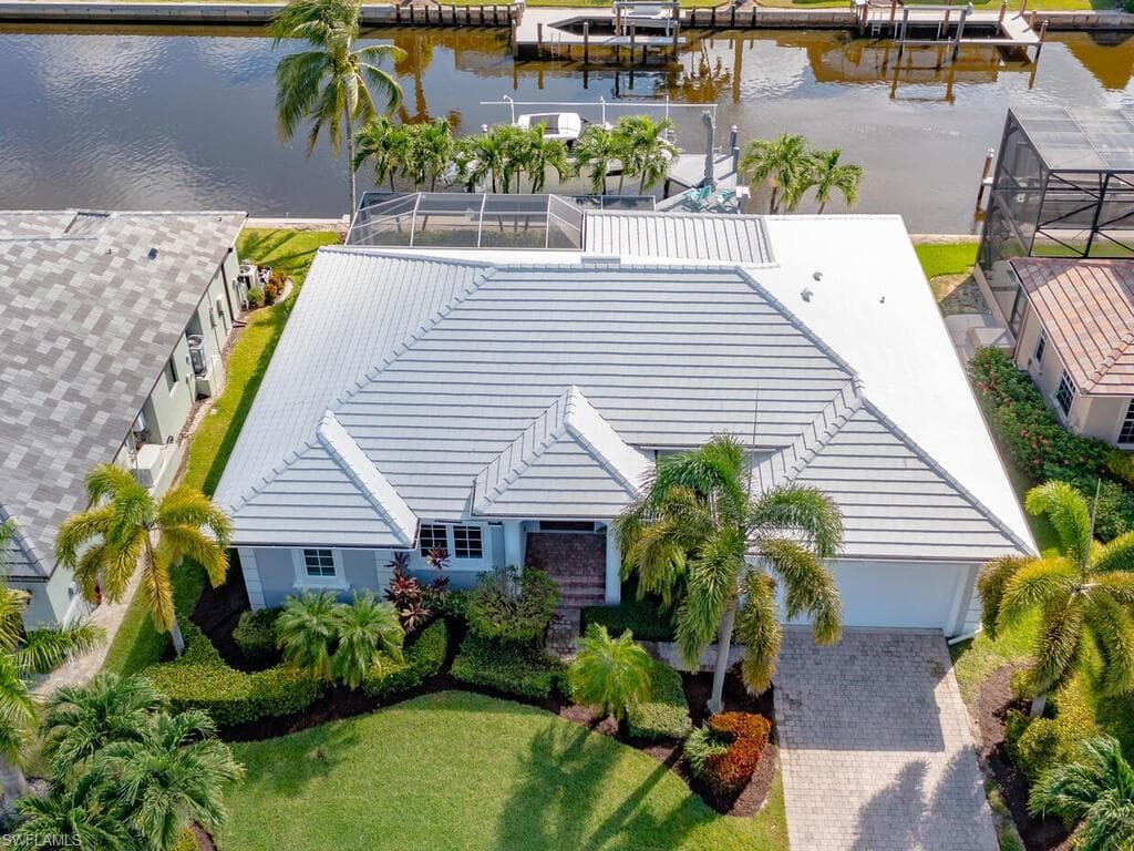 119 Greenview ST MARCO ISLAND, FL 34145