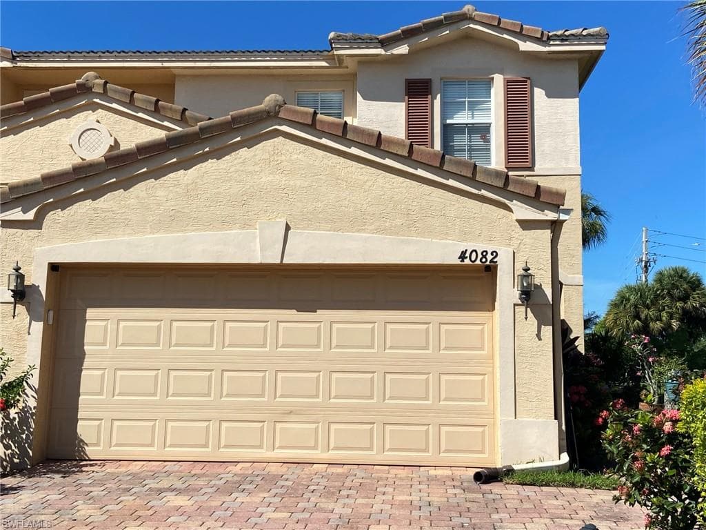 4082 Cherrybrook LOOP FORT MYERS, FL 33966