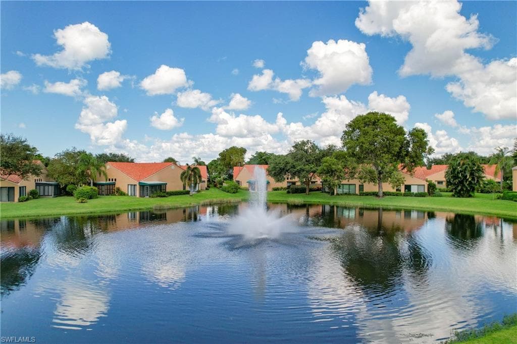649 Beachwalk CIR C-202 NAPLES, FL 34108