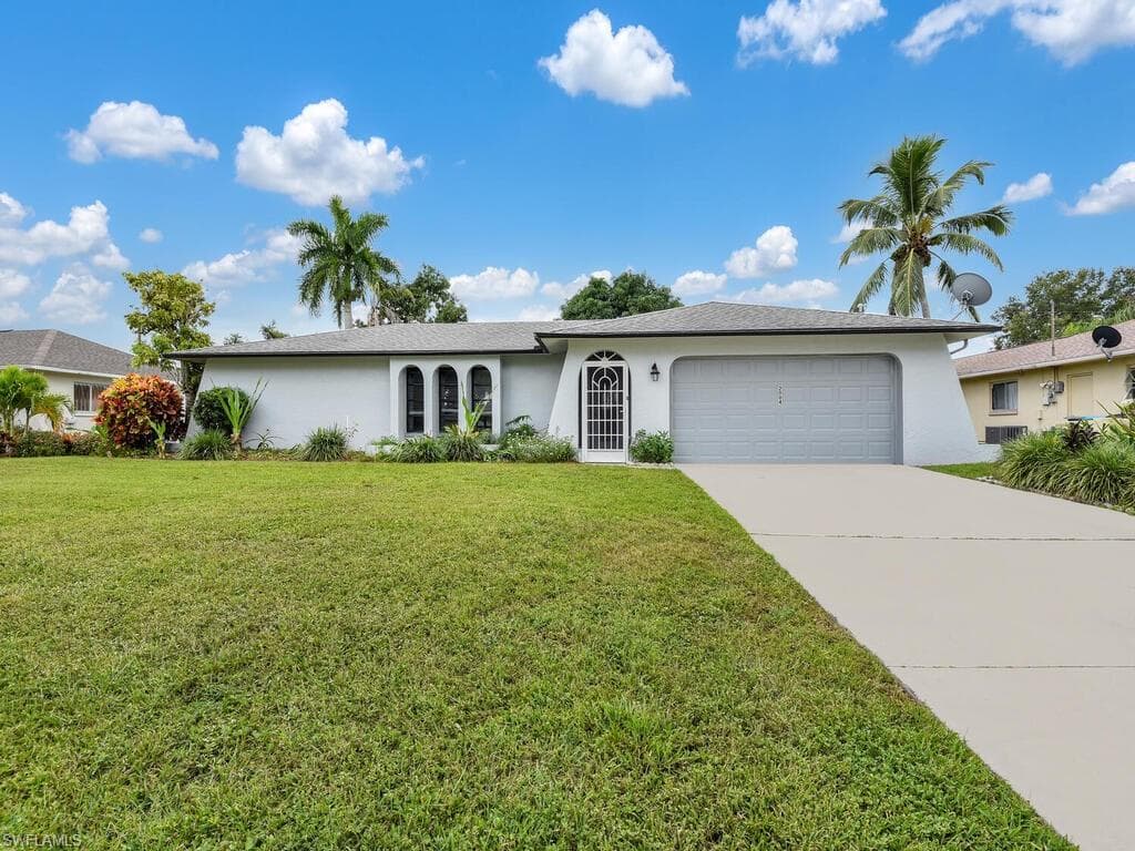 2004 Bolado PKY CAPE CORAL, FL 33990