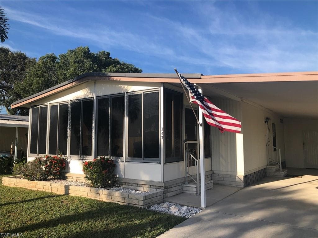 343 Horizon BLVD NORTH FORT MYERS, FL 33903