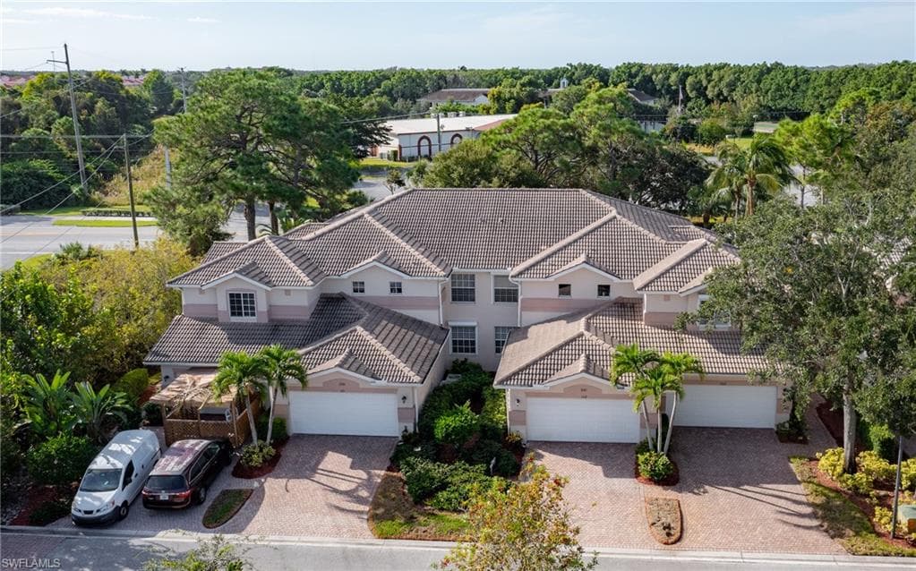 3281 South Coconut Island DR 202 ESTERO, FL 34134
