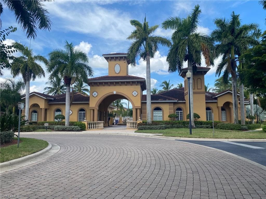 15585 Ocean Walk CIR 208 FORT MYERS, FL 33908