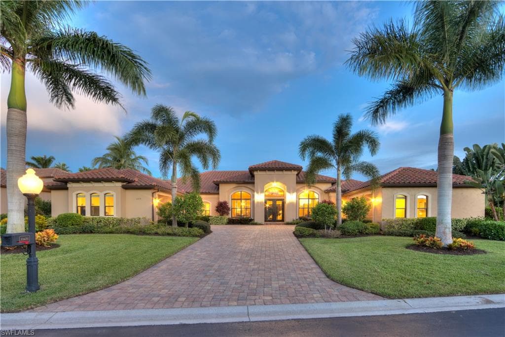 11631 Compass Point DR FORT MYERS, FL 33908