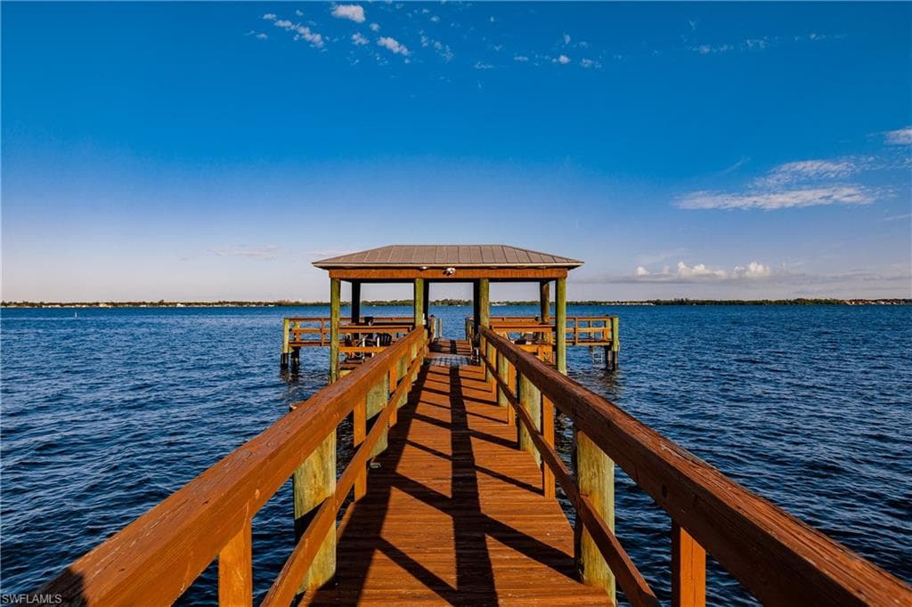 3225 E Riverside DR 15A FORT MYERS, FL 33916