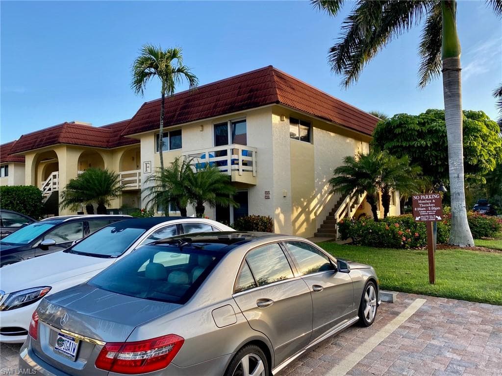1610 Middle Gulf DR F8 SANIBEL, FL 33957