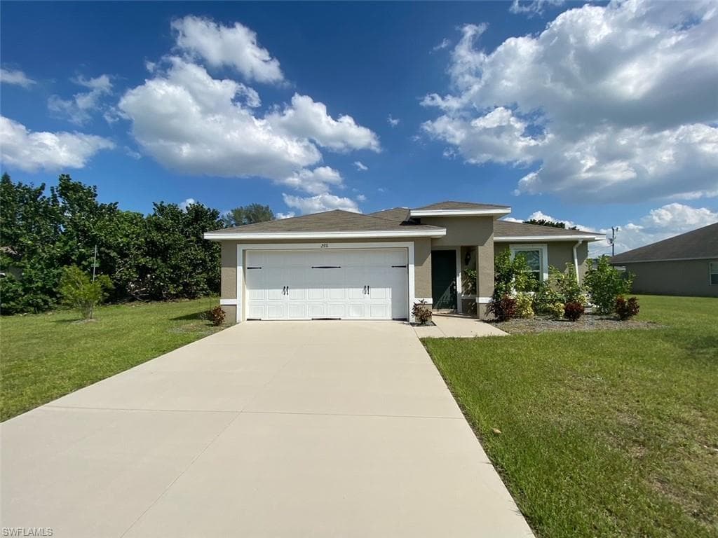 2911 SW 4th PL CAPE CORAL, FL 33914