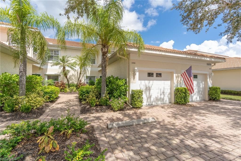 5635 Northboro DR 102 NAPLES, FL 34110