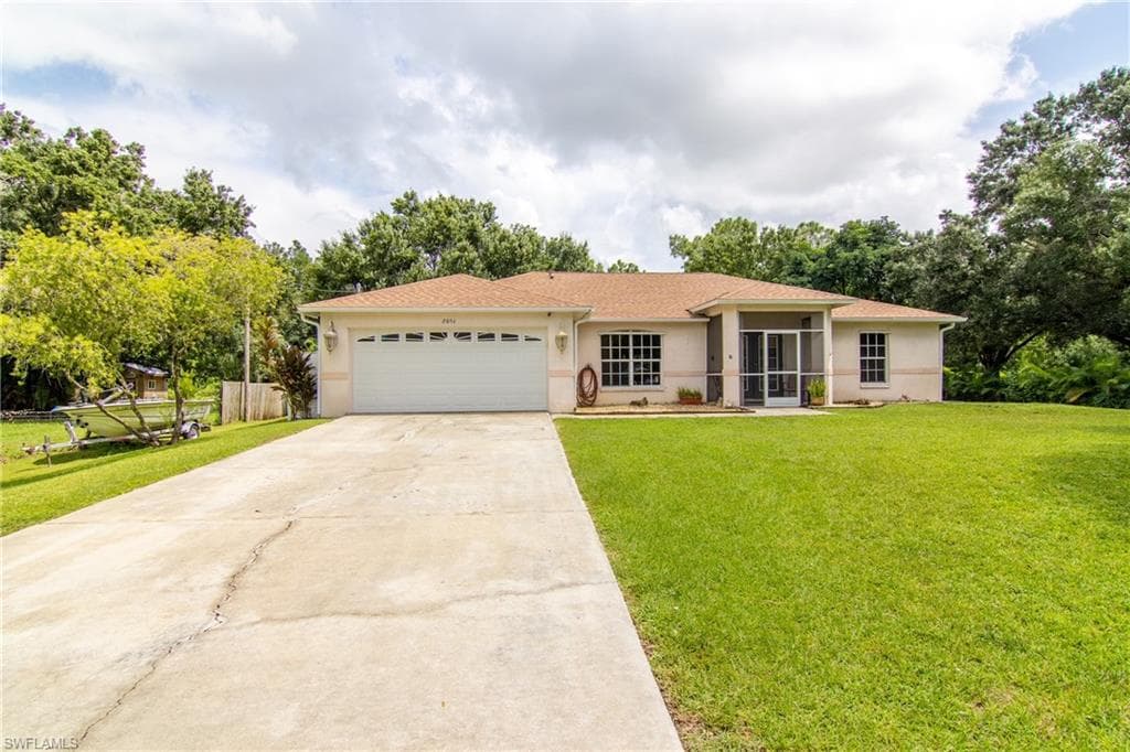 2051 Brooklawn DR NORTH FORT MYERS, FL 33917